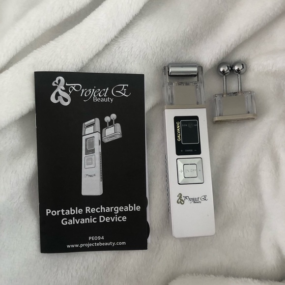 Portable Galvanic Device - Picture 1 of 2